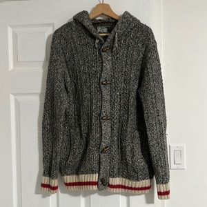 Roots wool blend sweater. In fantastic condition little signs of wear.